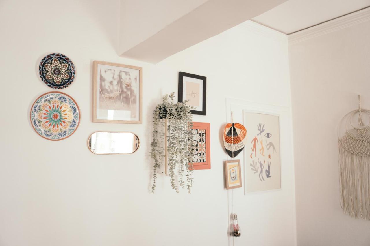 Villager'S Art Apartment Paradisi  Ngoại thất bức ảnh